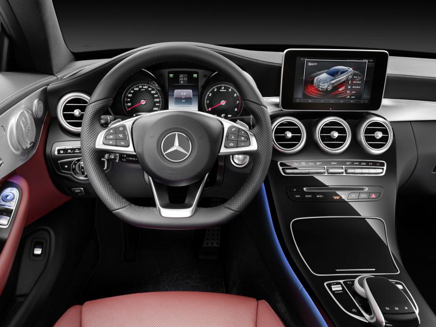  Mercedes-Benz C300 Coupe AMG Line 2015 года  (фото 21 из 28)